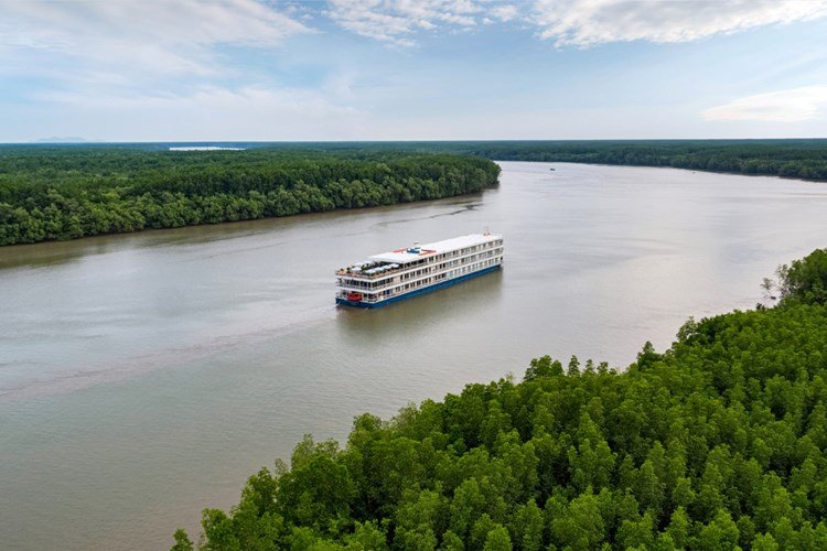 Best Luxury River Cruise Lines on the Mekong for 2026