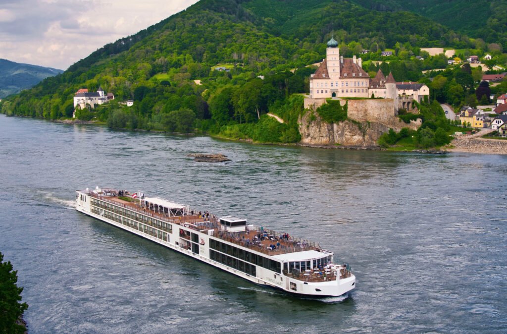 Best Luxury River Cruise Lines: The Ultimate Guide for Discerning Travellers