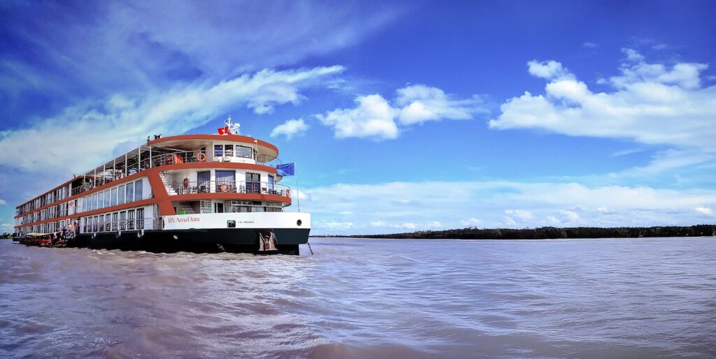 Best Luxury River Cruise Lines on the Mekong for 2026