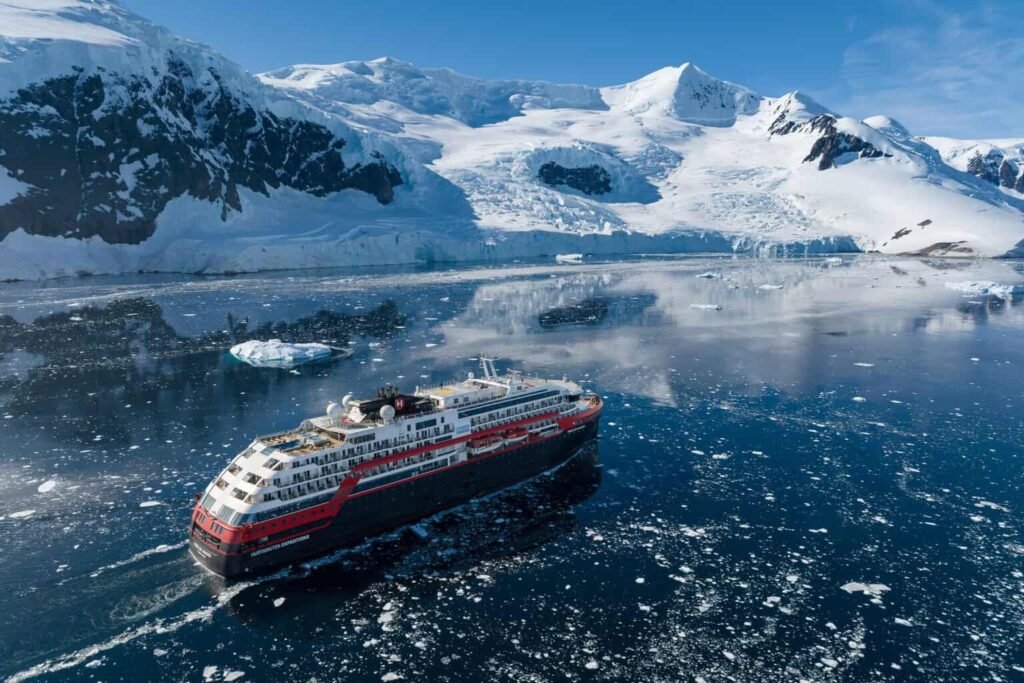 Sustainable Polar Cruises: Responsible Luxury in the Arctic and Antarctica for 2026
