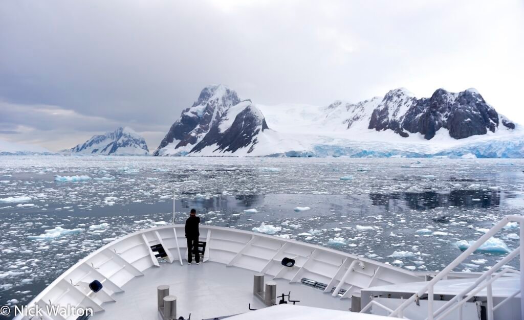 Antaractic by Adventure-ready Superyacht