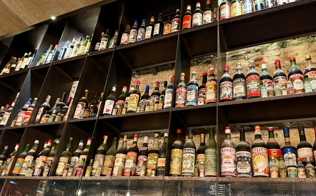 A Guide to Vermouth Culture in Madrid: The Art of La Hora del Vermut