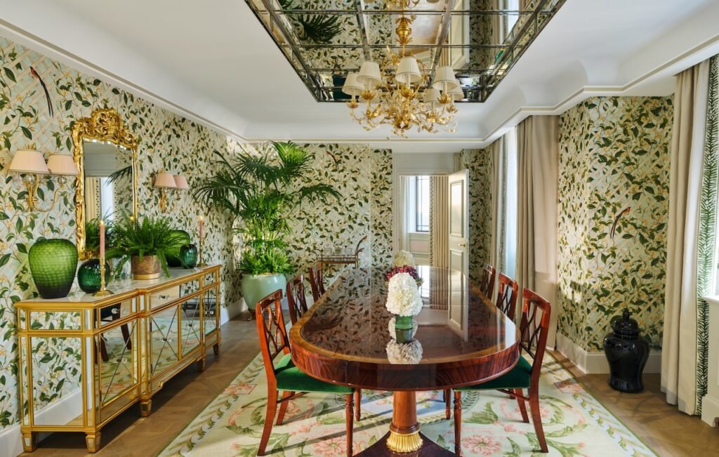 The Dorchester_Royal Suite_Dining Room _Detail_Dorchester Collection (6)