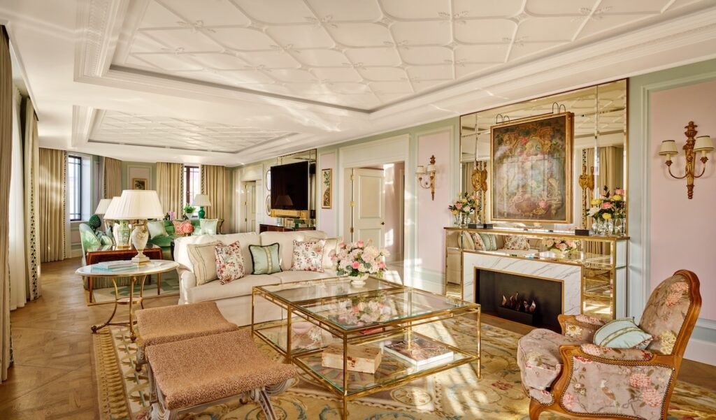 The Dorchester_Royal Suite_Living Room_Detail_Dorchester Collection (3)