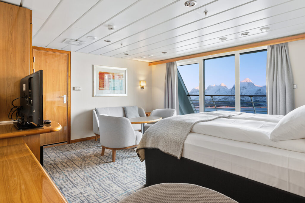 Best Luxury Cruise Lines in Svalbard for 2027