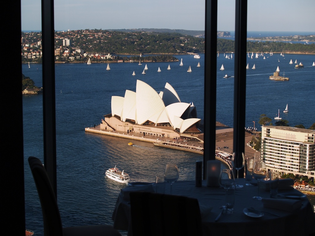 Headed Downunder? From beautifully restored heritage icons and chic beachside hideaways to modern houses of slumber, these are the 15 best luxury hotels in Sydney.