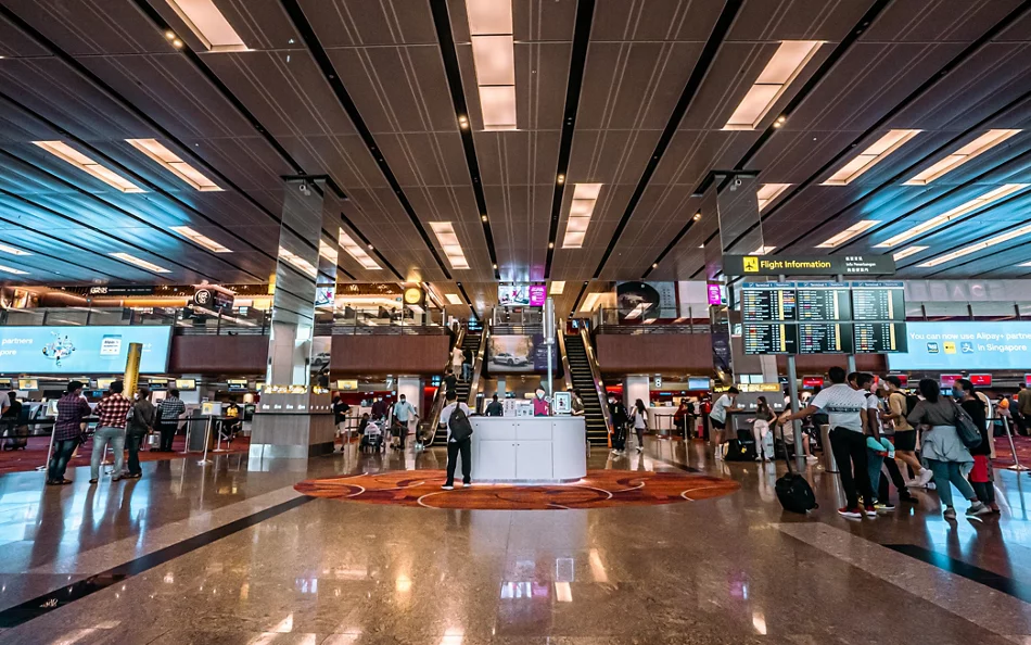 Tucked above the departure transit hall, Marhaba Lounge trades spectacle for comfort — a dependable, no-fuss stop before boarding at Changi's oldest terminal.