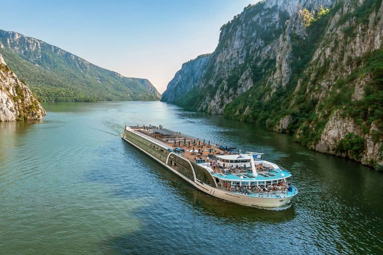 Best Luxury River Cruise Lines on the Danube for 2026