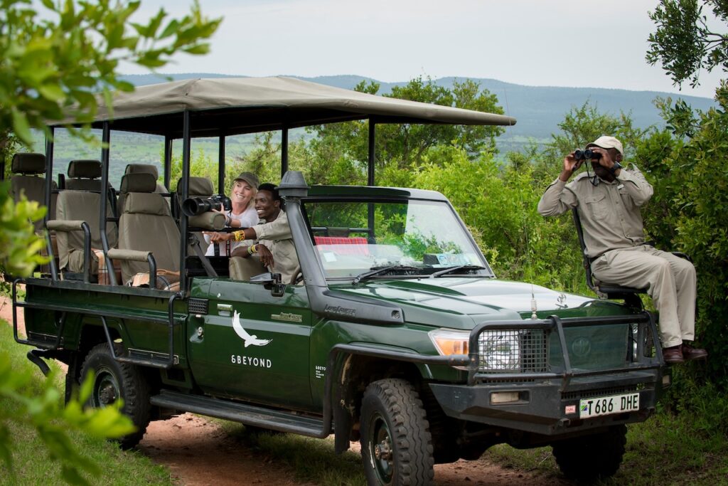 What to Pack for a Luxury Safari: The Definitive Guide