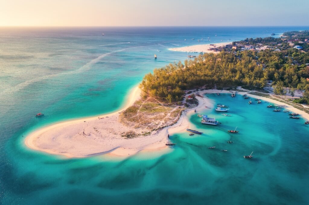 Etihad Airways Launches Limited-Edition Summer Essentials Kit for New Seasonal Routes