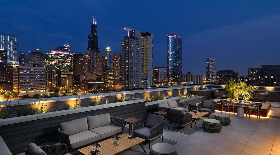 Best Boutique Hotels in Chicago: 5 Stays for Design Lovers