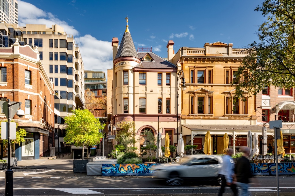 From harbourside Mosman to beachfront Coogee, these are the most elegant and vitalistic neighbourhoods in Sydney, and where to stay in each.