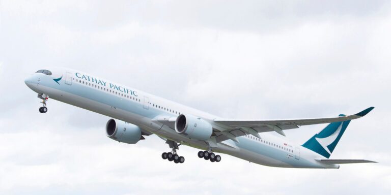 Cathay Pacific's direct service between Johannesburg and Hong Kong offers travellers in Asia a convenient and comfortable link to southern Africa.