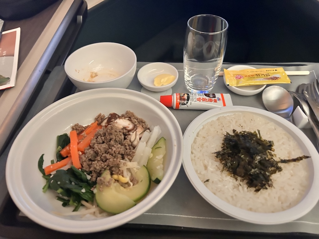 Review: Cathay Pacific A350 Business Class, Hong Kong to Seoul