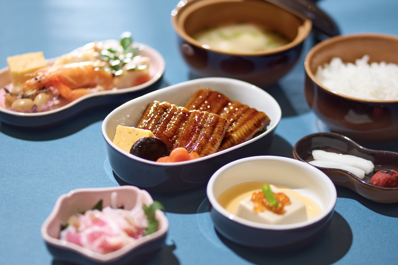 China Airlines Launches Japanese Izakaya & Café Onboard Menus | Liberate Travel