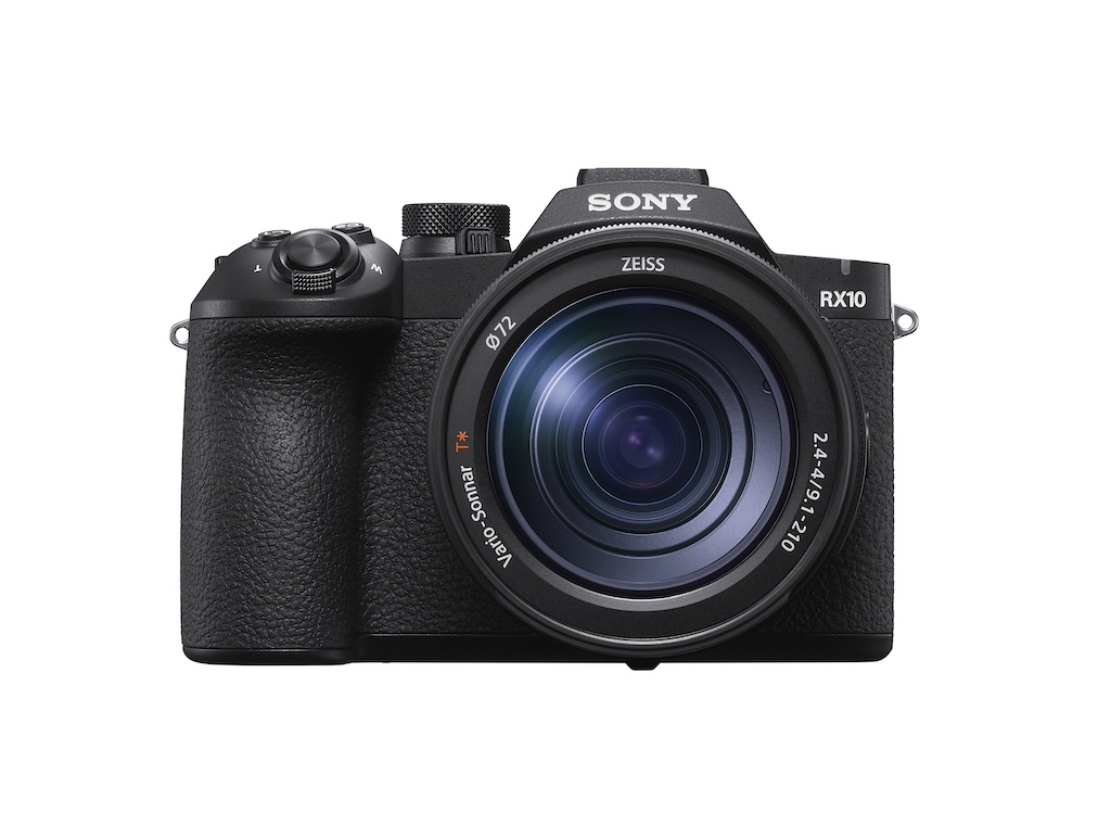 Sony Unveils RX10 V, a 25x Zoom All-in-One Camera Built for Travel and Wildlife