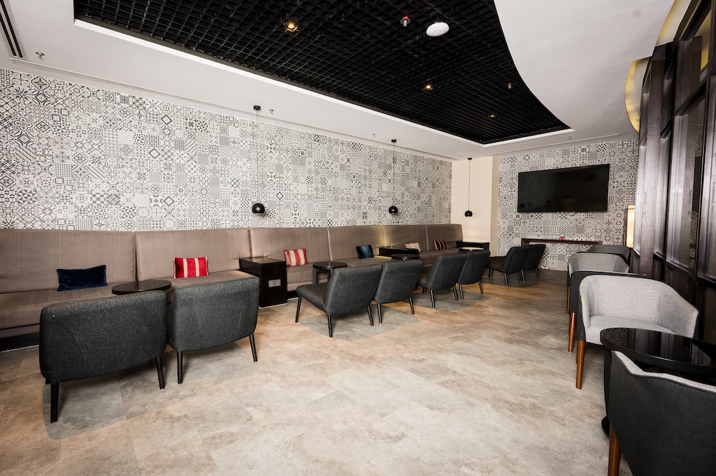 Tucked above the departure transit hall, Marhaba Lounge trades spectacle for comfort — a dependable, no-fuss stop before boarding at Changi's oldest terminal.