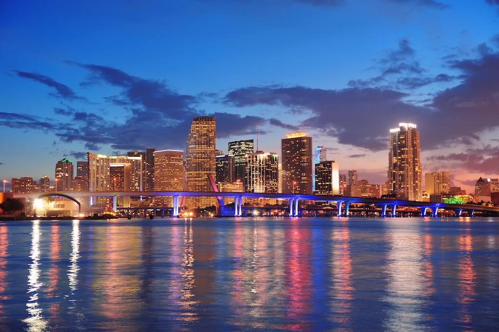 Craving a Miami weekend without the guesswork? This 48-hour itinerary blends free trolleys, iconic beaches, street art and live jazz into one easy plan.