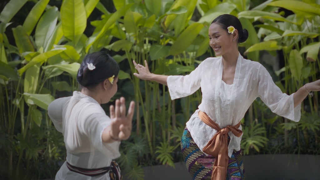 Tucked down a Bingin laneway on Bali's booming Bukit Peninsula, Nuju Uluwatu is a thrilling new adults-only villa retreat built for genuine decompression.