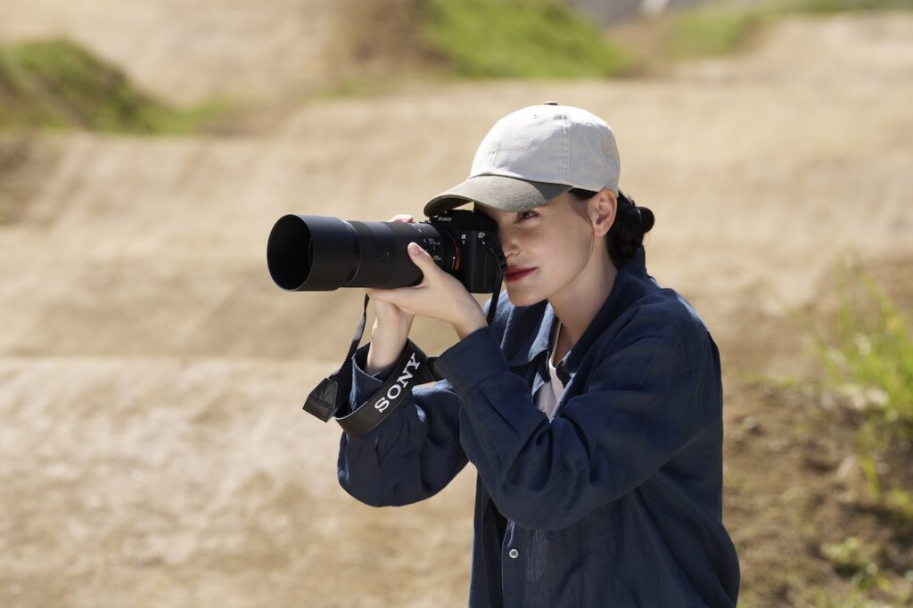 Sony has introduced a new 100-400mm super-telephoto zoom for full-frame Alpha cameras that's perfect for first-time telephoto shooters.