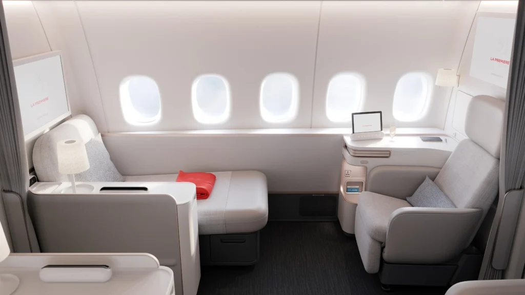 Singapore Airlines has taken back the crown at the 2026 Skytrax World Airline Awards, with Qatar Airways slipping to second and Cathay Pacific holding third.