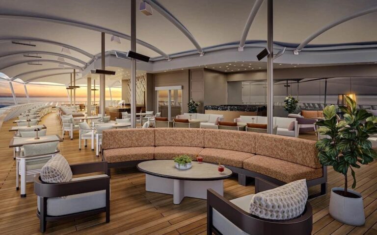 Regent Debuts Solmar Terrace Aboard Seven Seas Prestige