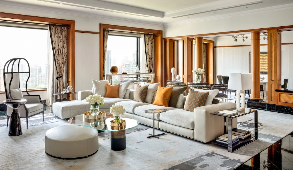 Four Seasons Hotel Singapore has launched a Three-Bedroom Premier Suite of 180 square metres, with a private entrance, designed for families and groups travelling together.