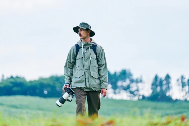 Sony's new FE 400mm F4.5 and 600mm F6.3 GM OSS lenses each weigh about 995g, promising lighter, steadier handheld wildlife and travel photography on the move.