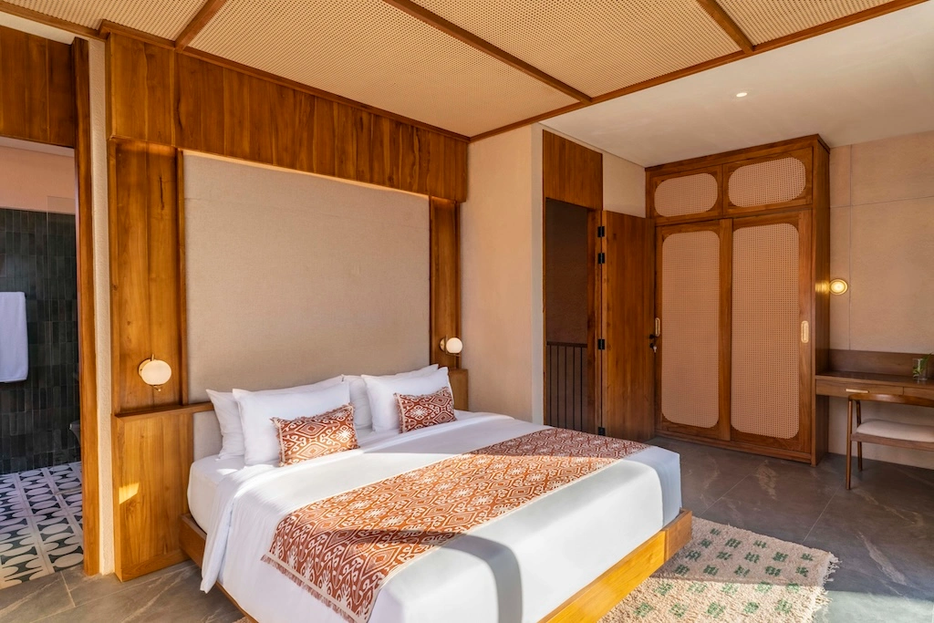 TUI's first Indonesian hotel pairs a rooftop infinity pool, spacious villas and a walkable Canggu address. Here's why TUI BLUE Berawa should be your first stop on the island.