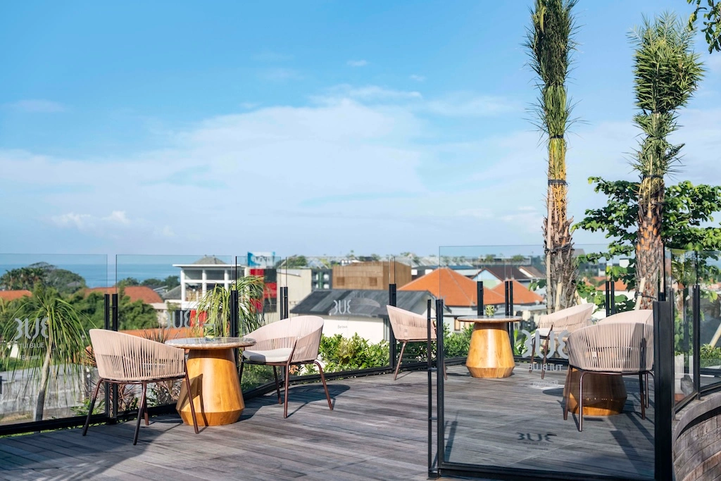 TUI's first Indonesian hotel pairs a rooftop infinity pool, spacious villas and a walkable Canggu address. Here's why TUI BLUE Berawa should be your first stop on the island.