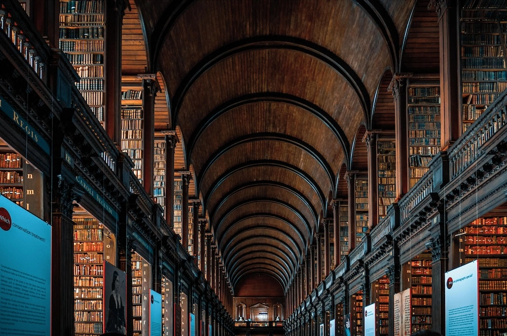 Spend 48 hours in Dublin the luxurious way, from Georgian townhouse hotels and the Book of Kells to Michelin-starred tasting menus and Phoenix Park’s deer.